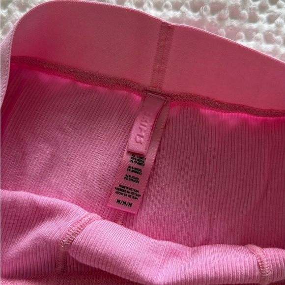 Skims Soft Lounge Boxer - Cotton Candy - Picture 4 of 4